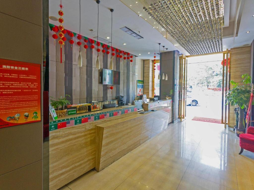 Greentree Alliance Shenzhen Shekou Sea World Hotel Екстер'єр фото